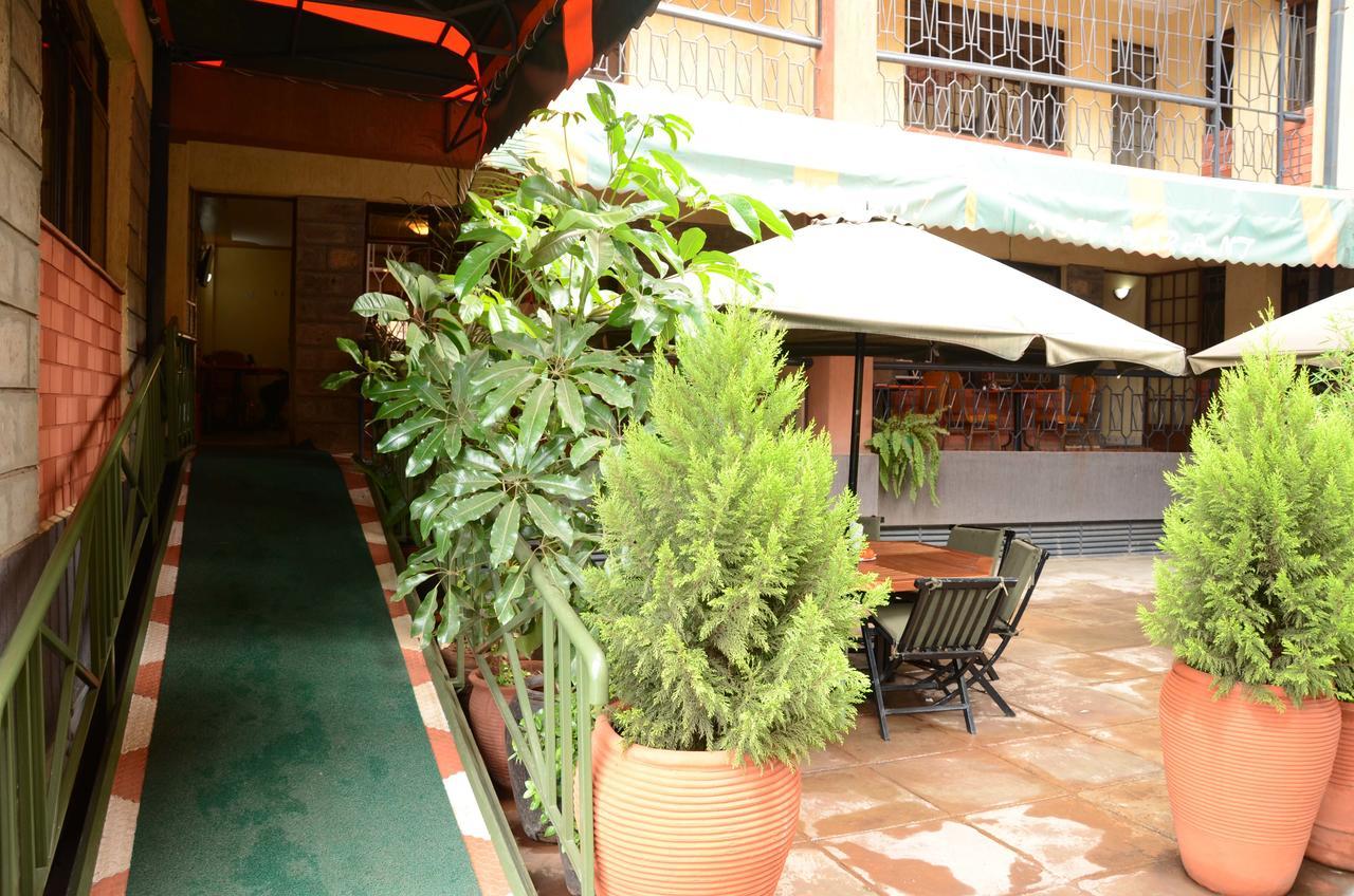 Upperhill Blueberry Hotel Найроби Экстерьер фото
